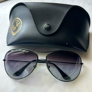 RayBan Black Unisex Sunglasses